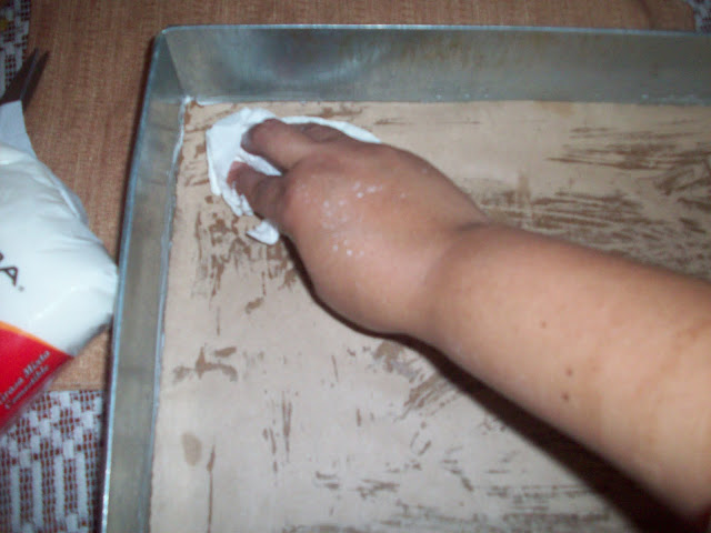 engrasar molde con mantequilla 
